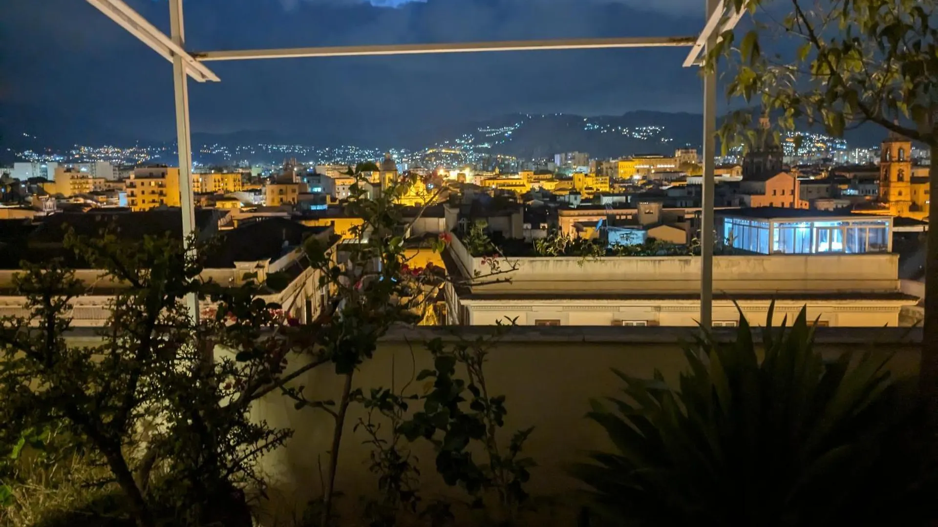Maqueda Apartment Palermo Italy
