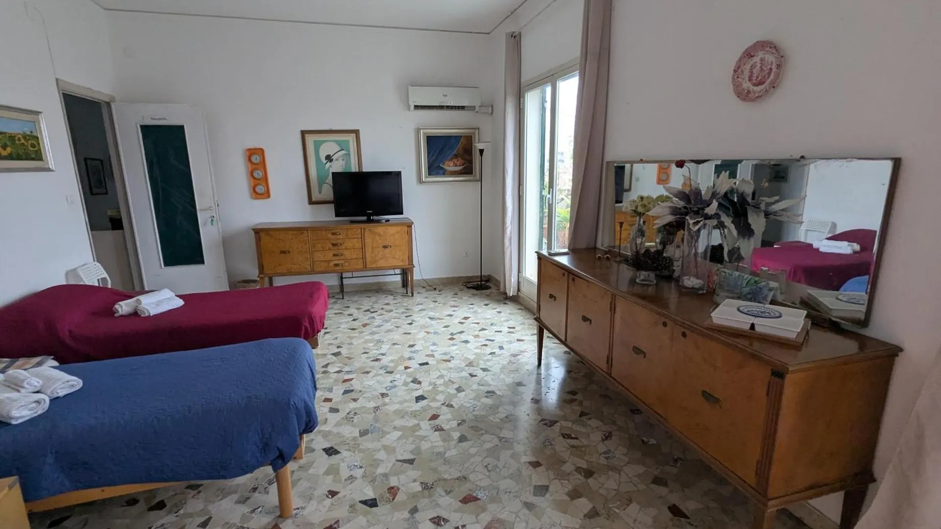 Homestay Maqueda Apartment Palermo